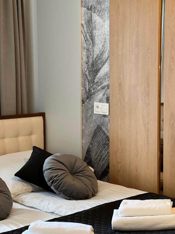 Family & Business Elegant Apartments Ul Lotnicza Centrum Galeria Korona - 1 Bedroom, Terrace, Air Conditioning, Garage - New! Kielce Eksteriør bilde