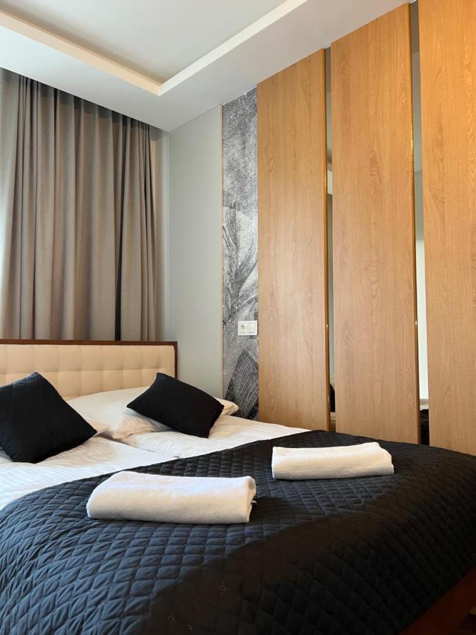 Family & Business Elegant Apartments Ul Lotnicza Centrum Galeria Korona - 1 Bedroom, Terrace, Air Conditioning, Garage - New! Kielce Eksteriør bilde